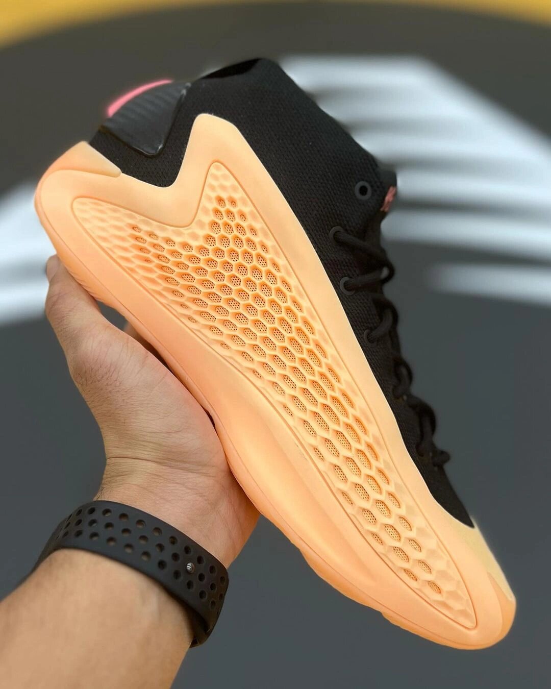 爱德华兹的签名鞋ae1 安东尼爱德华兹发布第一代签名鞋ae1,你觉得怎么