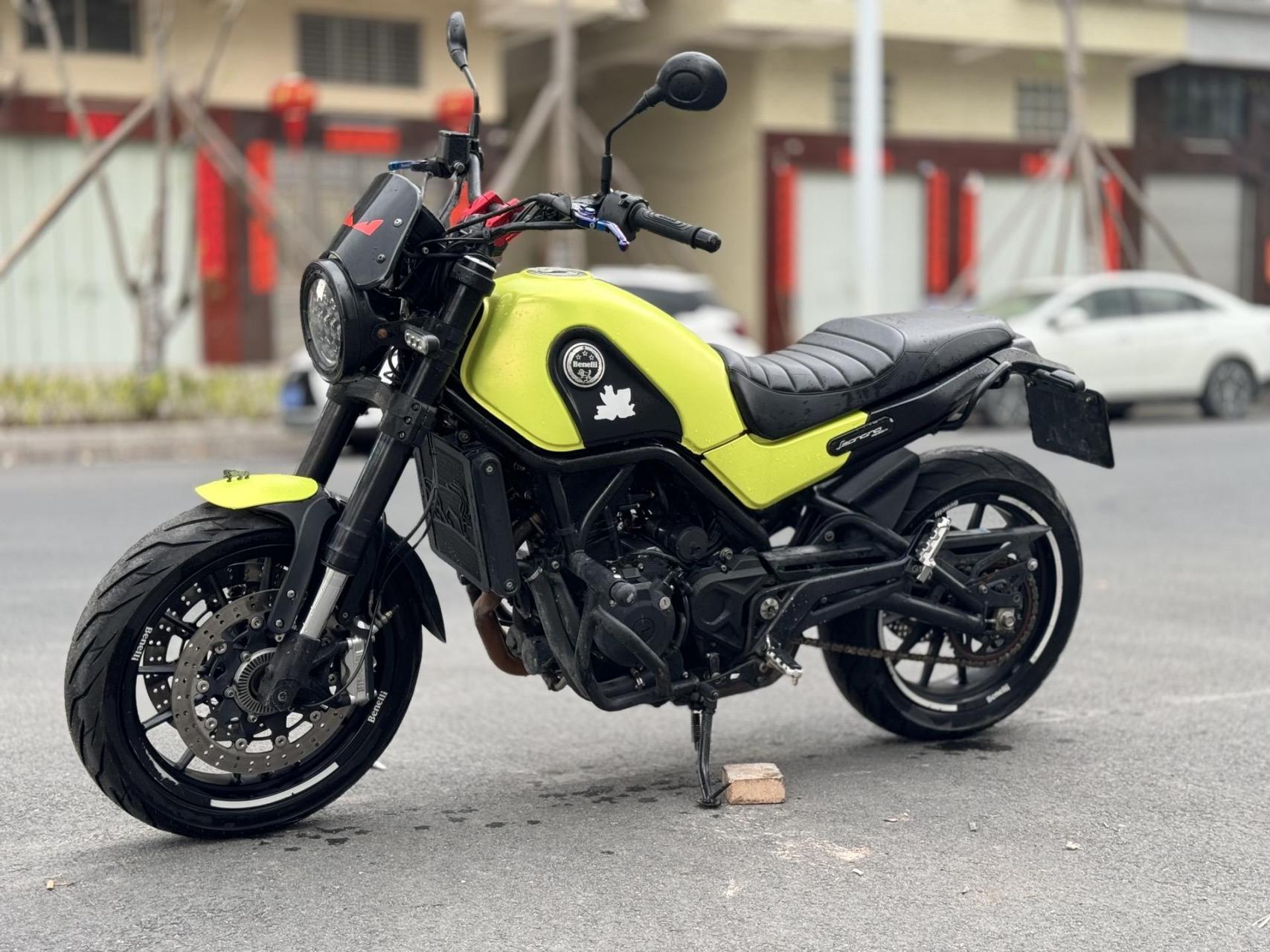 18年 贝纳利幼狮500cc现代复古车巡航机车摩托车,精品车况 高配版带