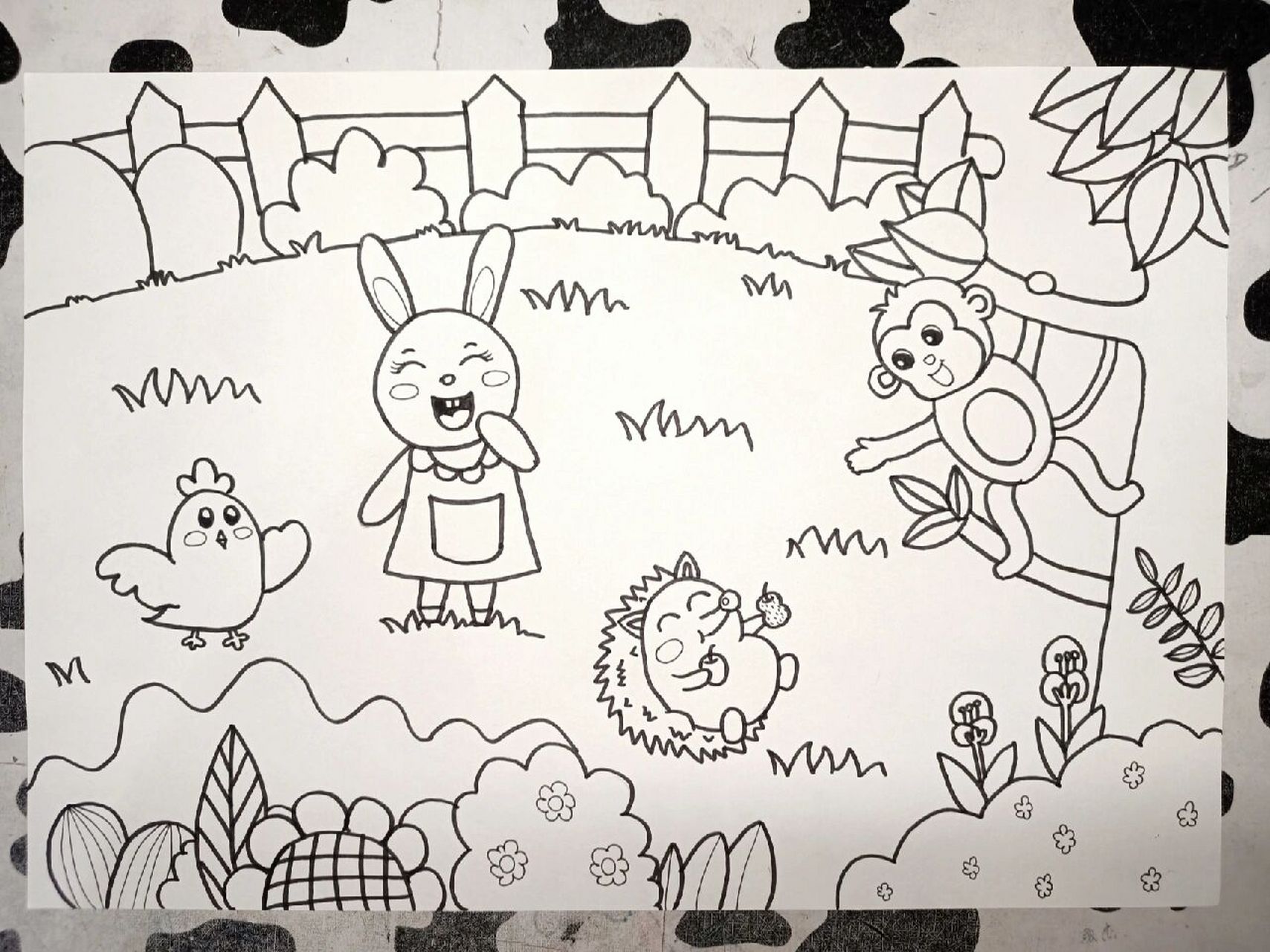 动物主题儿童简笔画 因为上色不太理想就把线稿放上面了 我自己上的色
