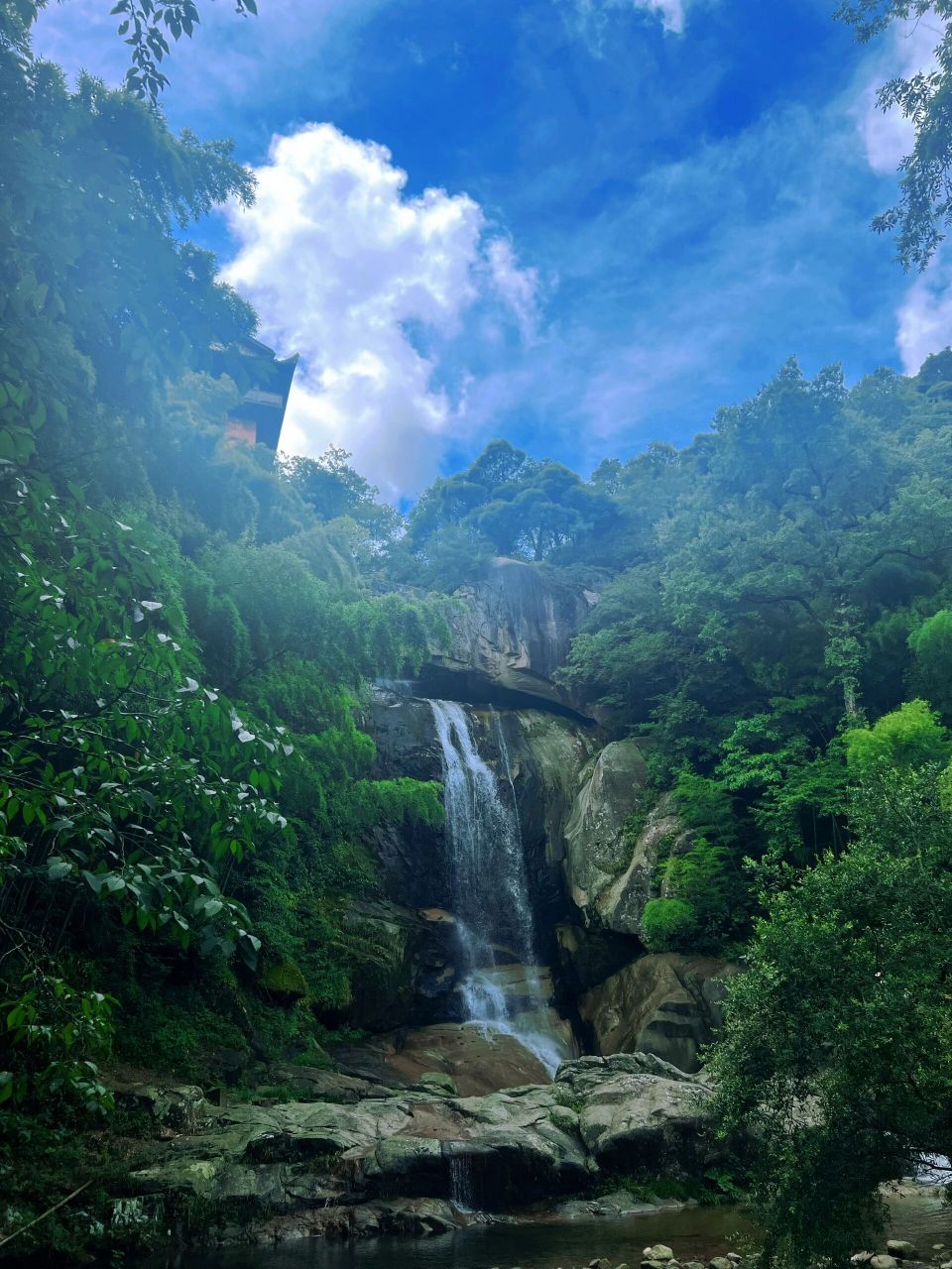 去天台山大瀑布不如去石梁飞瀑 都说大瀑布是人工的,每天5点准时下班.