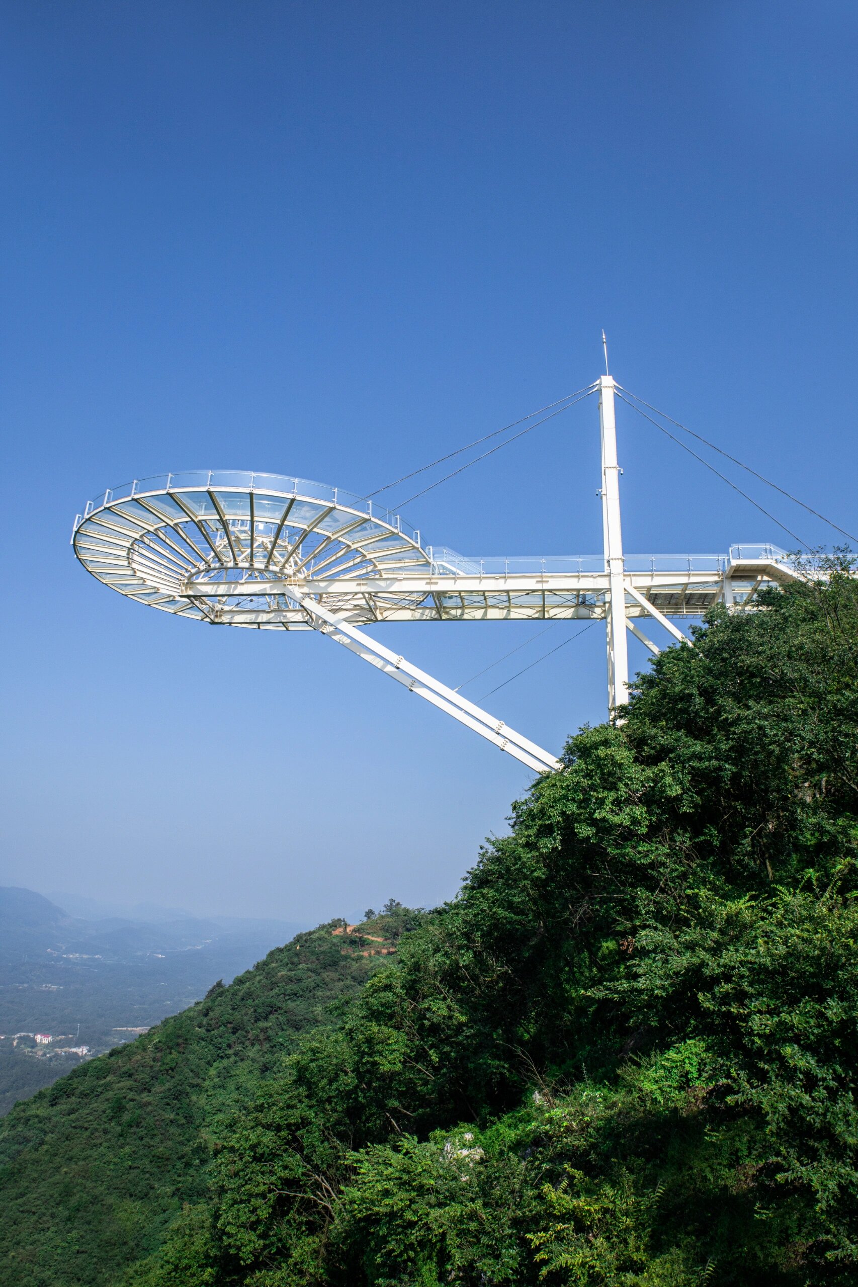 早上九点从武汉市区出发,导航黄石天空之城景区,车程两个小时左右