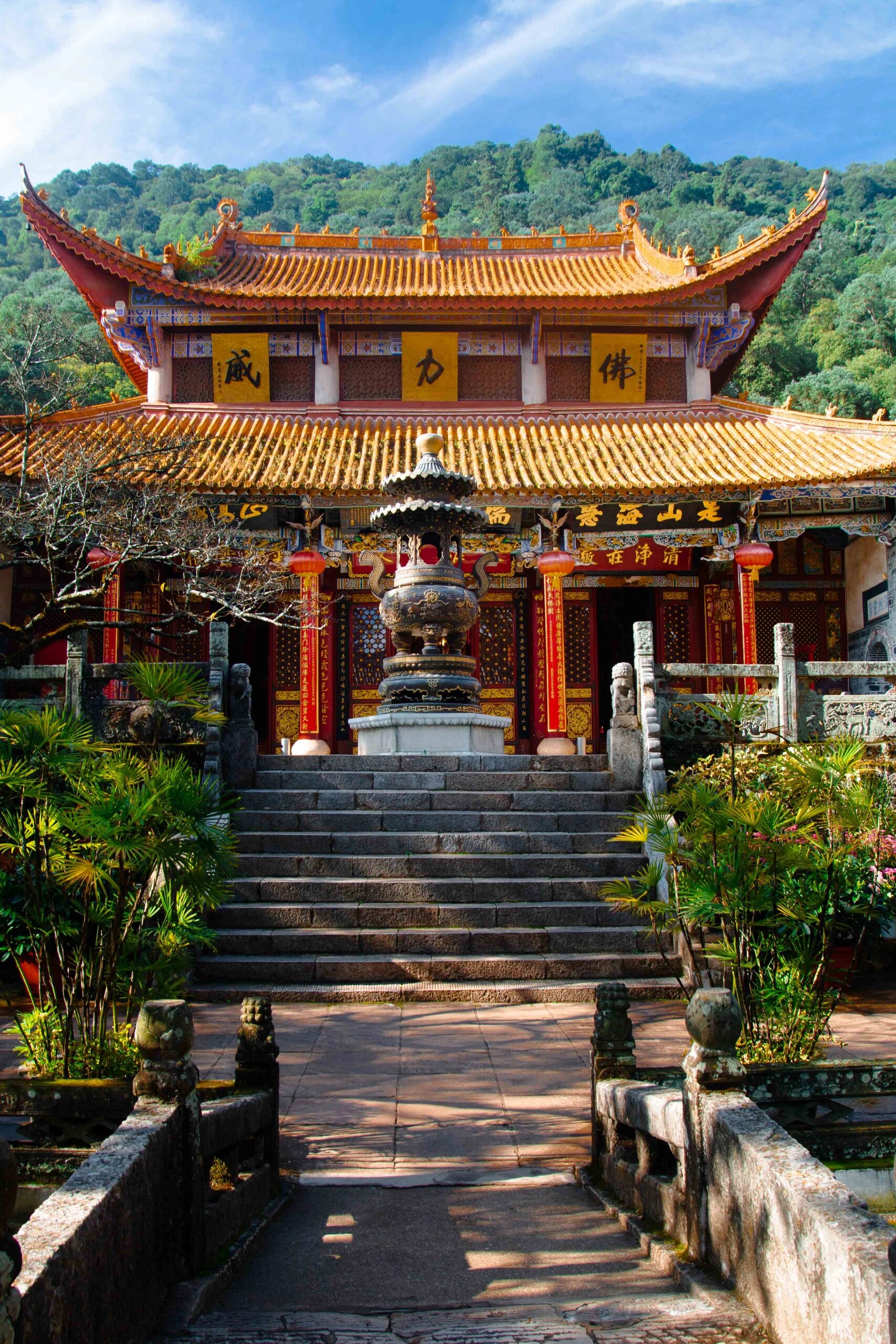 昆明西山华亭寺