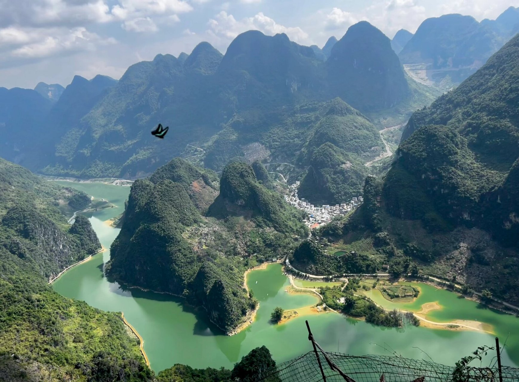 百色61凌云县61浩坤湖 美丽地 确实很出片