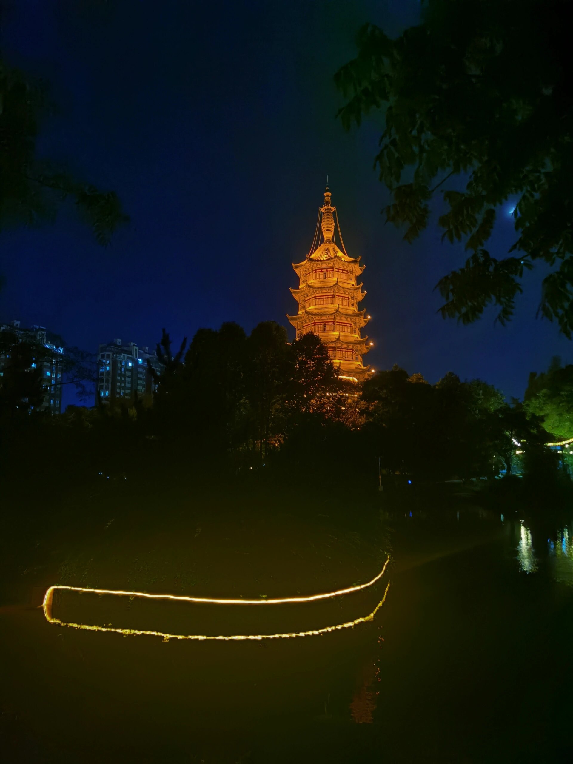 夜色撩人——丹阳万善公园