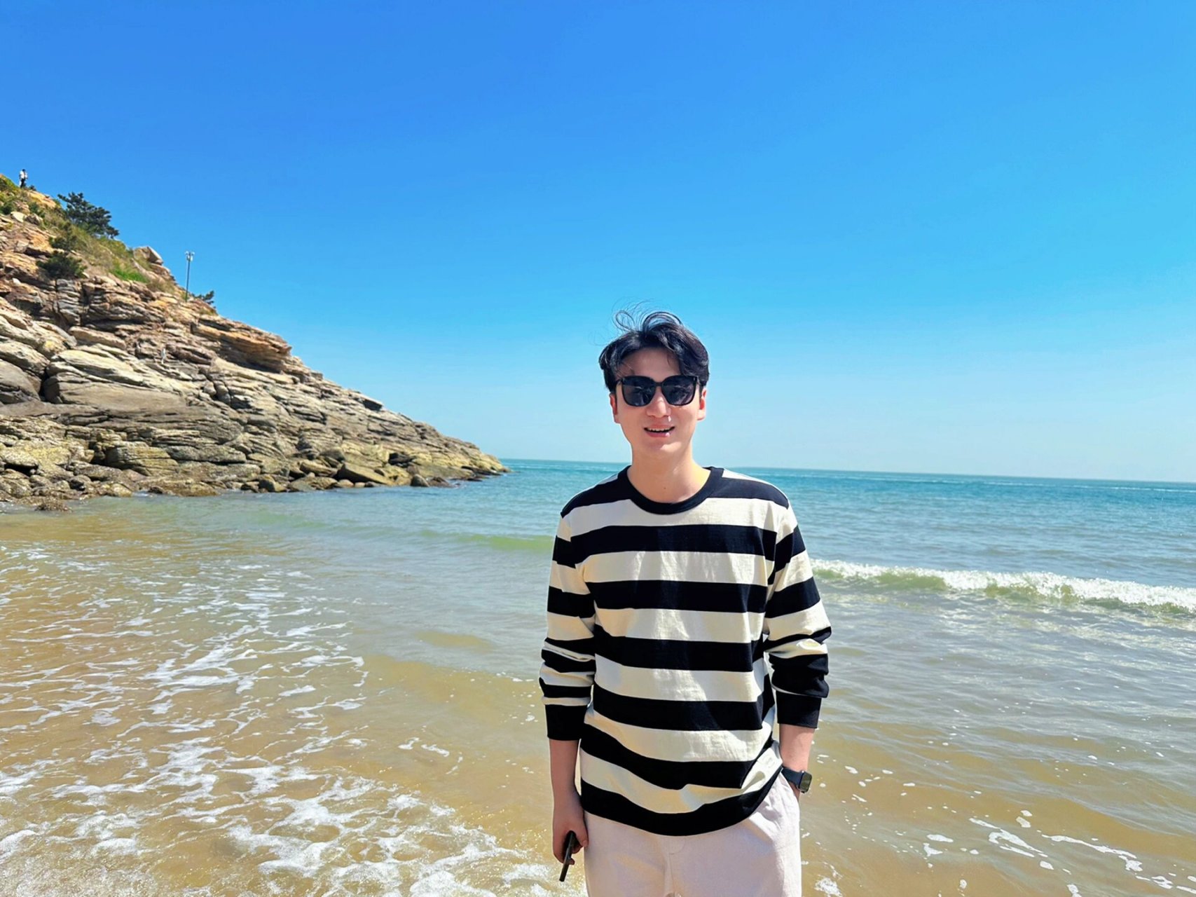 在邳州很少遇到同龄人 举个手