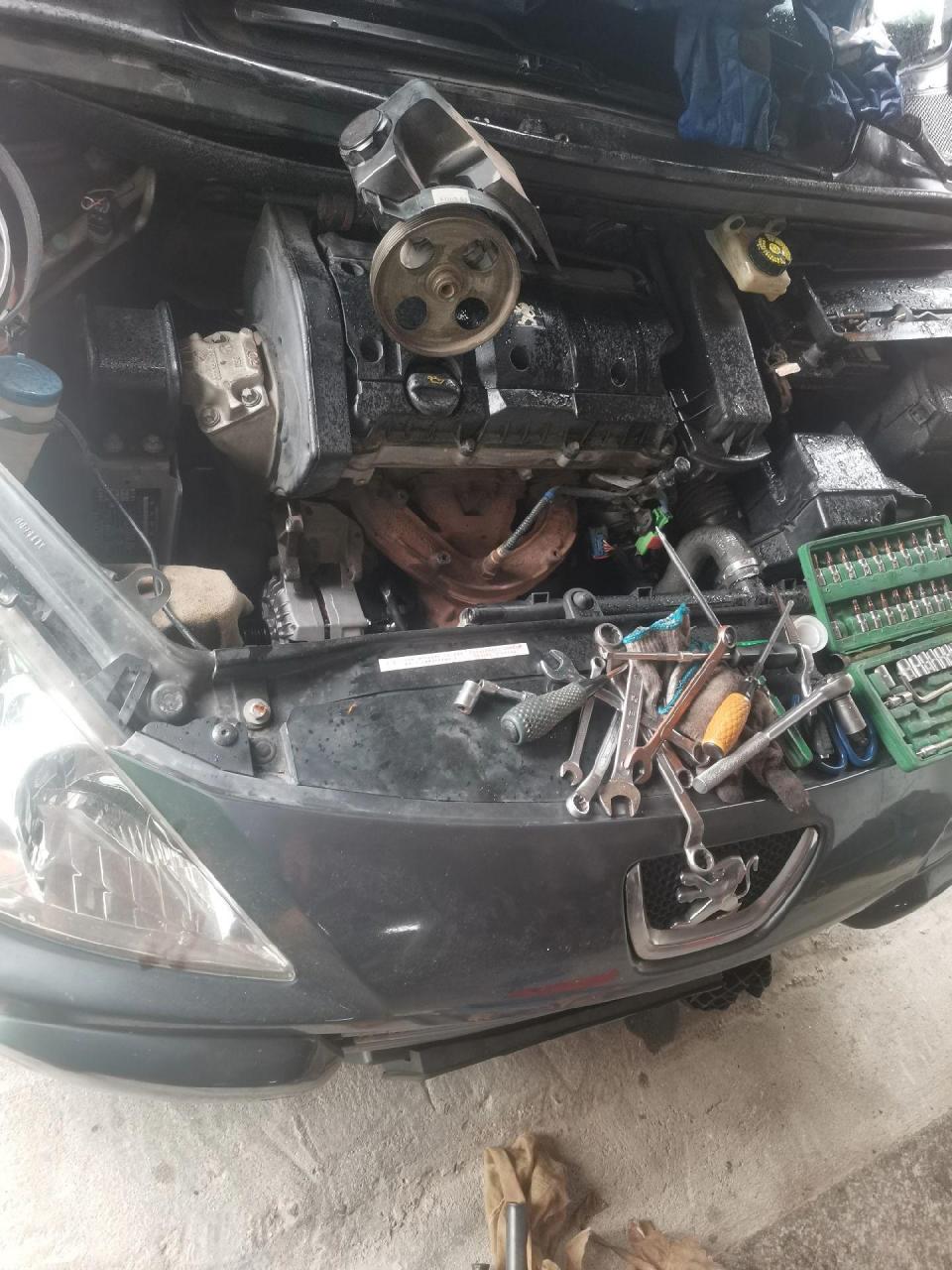 东风标致307更换发电机总成完工