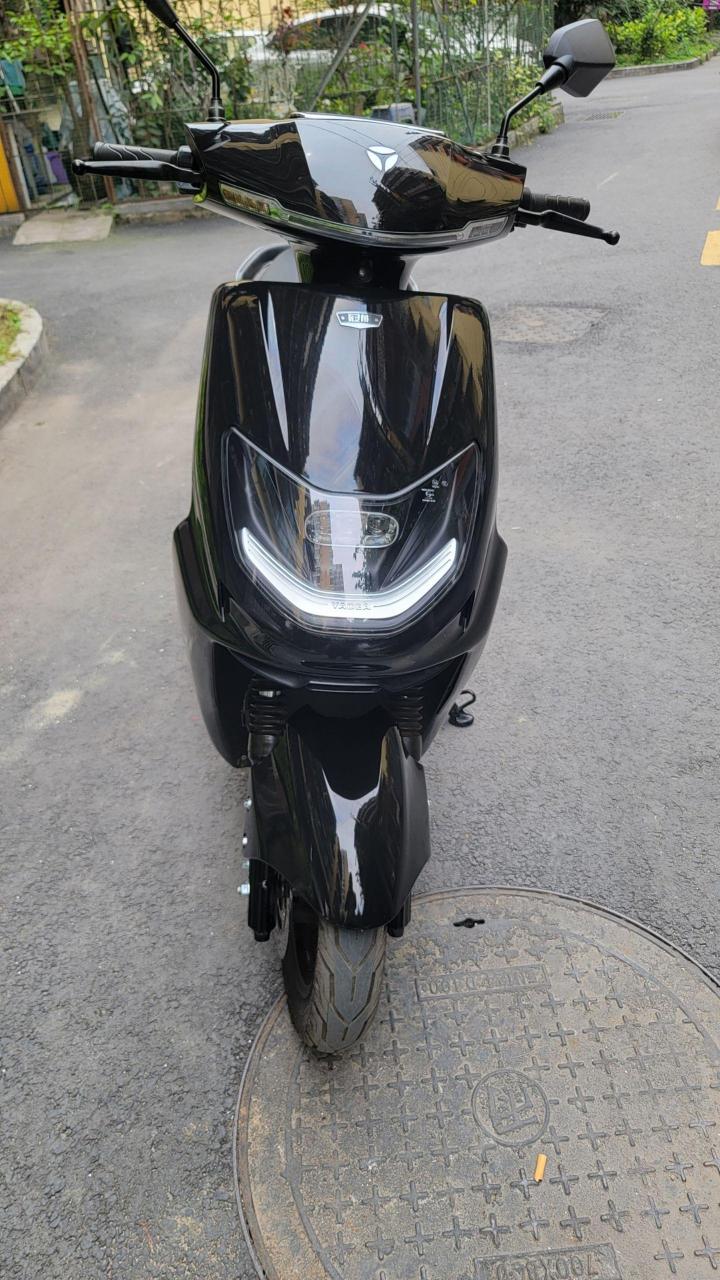 几个月冠能版雅迪t2 72v23a电动车.