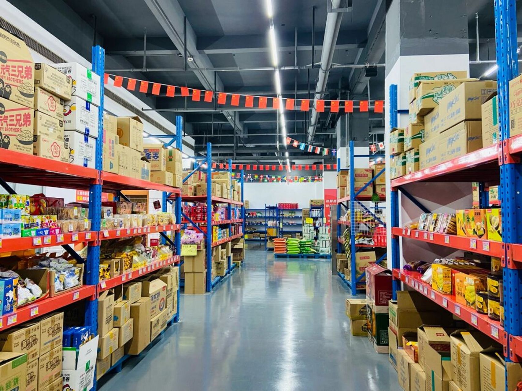 这一大仓库的零食! 图六一大车,90312.