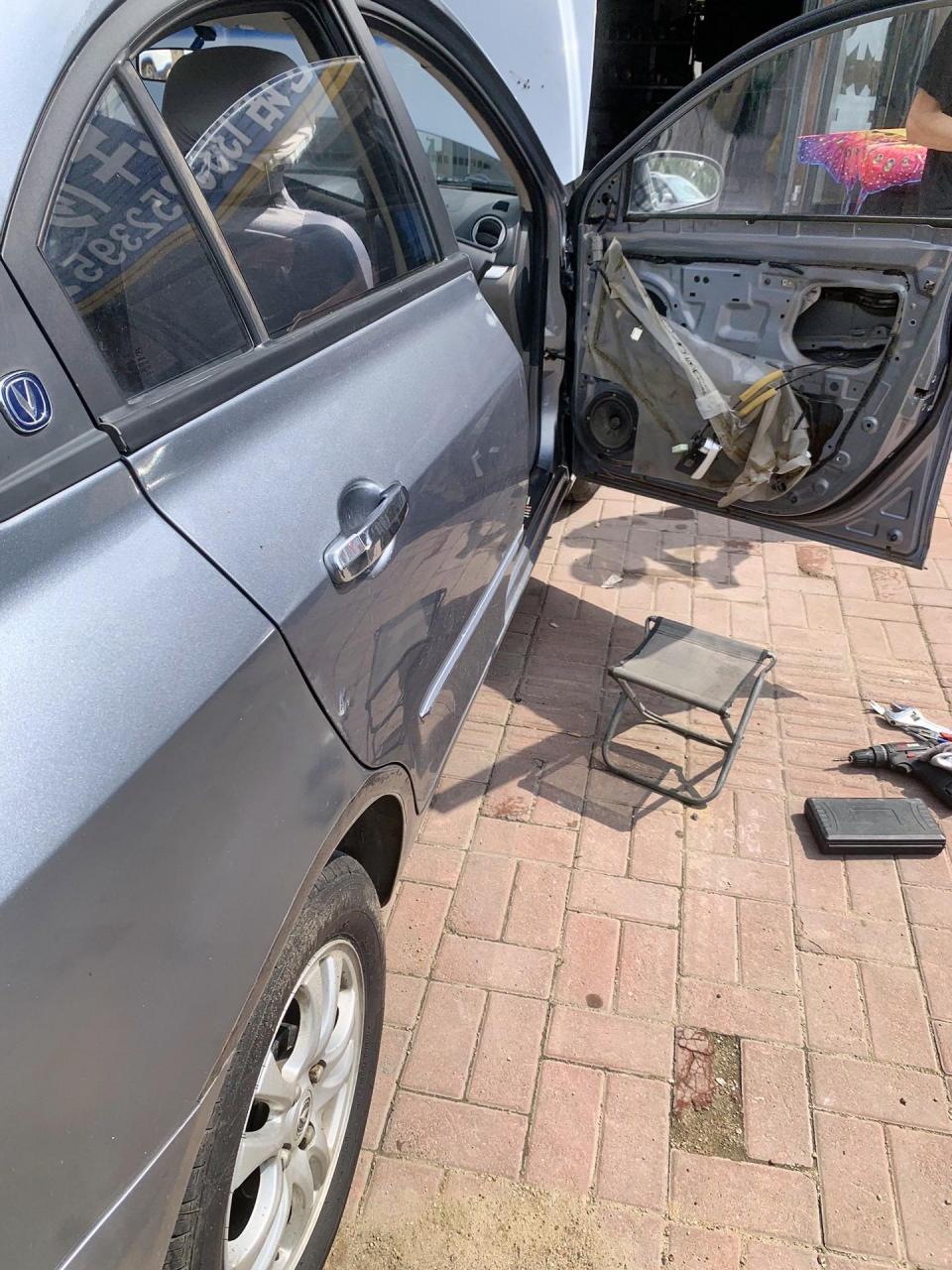 17星期四 长安悦翔 更换四门锁块总成 更换发电机皮带 6-10万公里检查