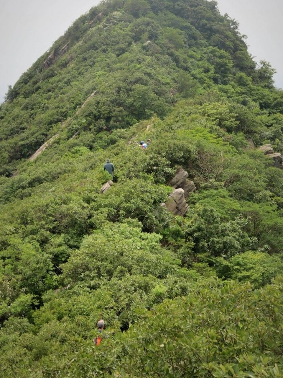 句容高骊山图片