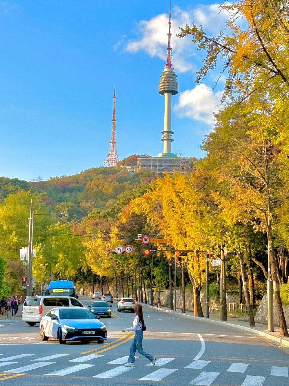 今天的韩国首尔 银杏是真的美99 散步路线 在ins看到有外国博主推荐