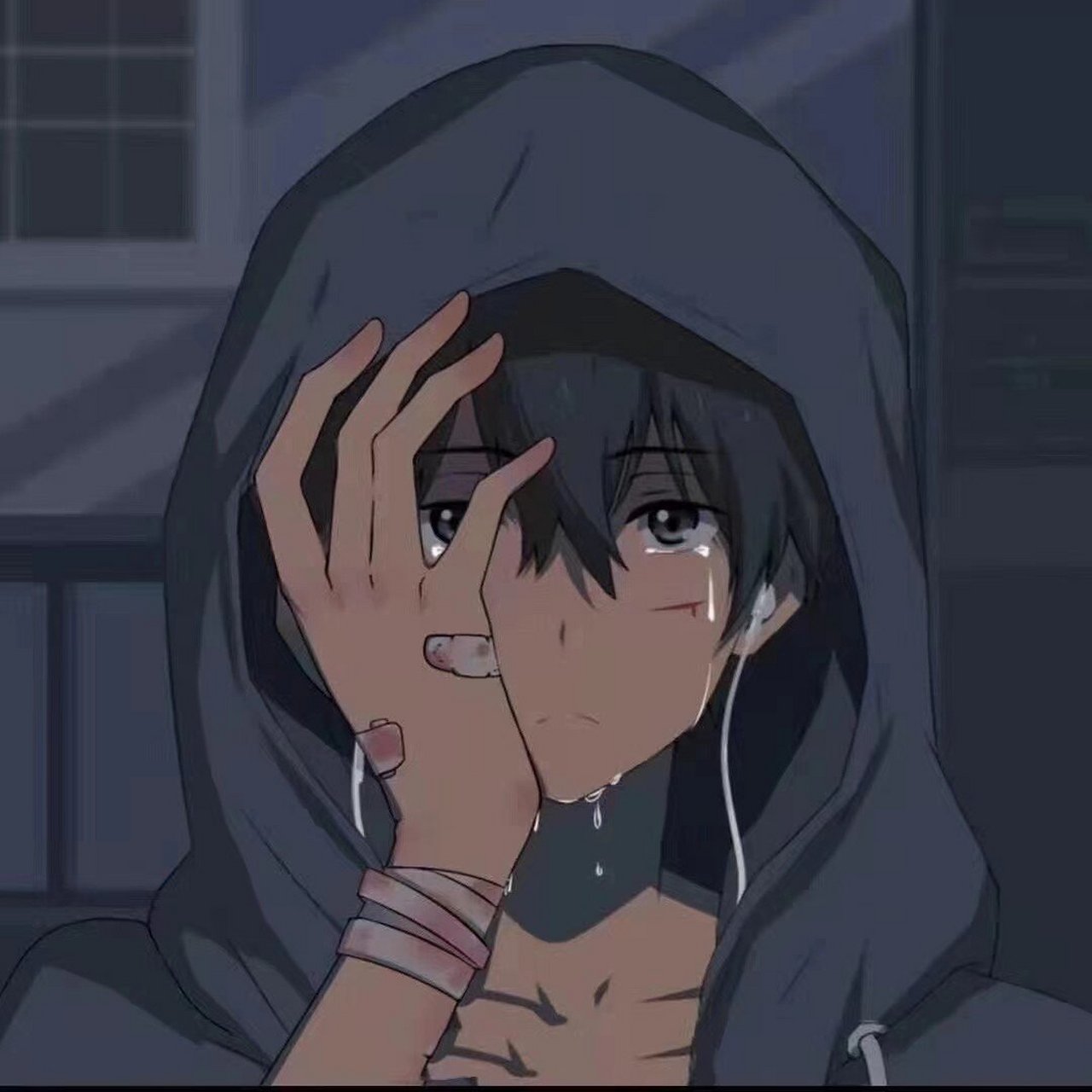 孤独系忧郁风头像 过多的打扰反而显得庸人自扰.