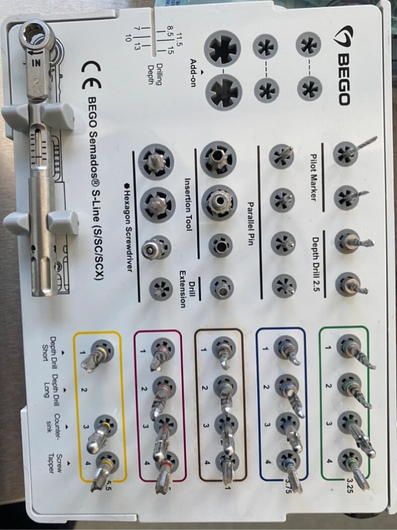 分享一波种植器械盒 1雅定(以色列) 2bego(德国) 3astra(瑞典) 4