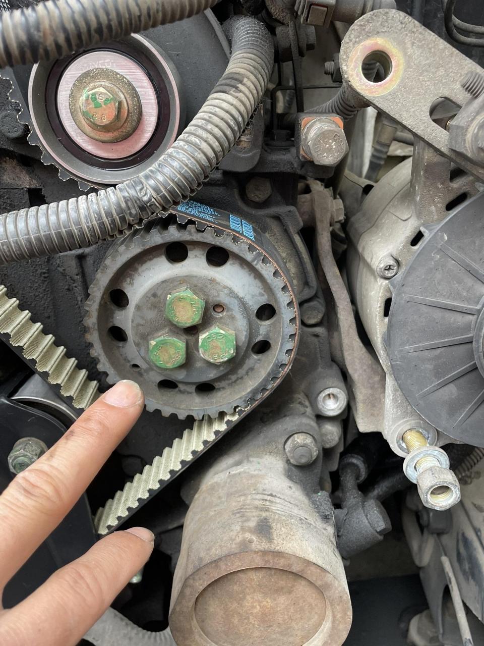 依维柯正时分享给大家,切记油泵不需要记号