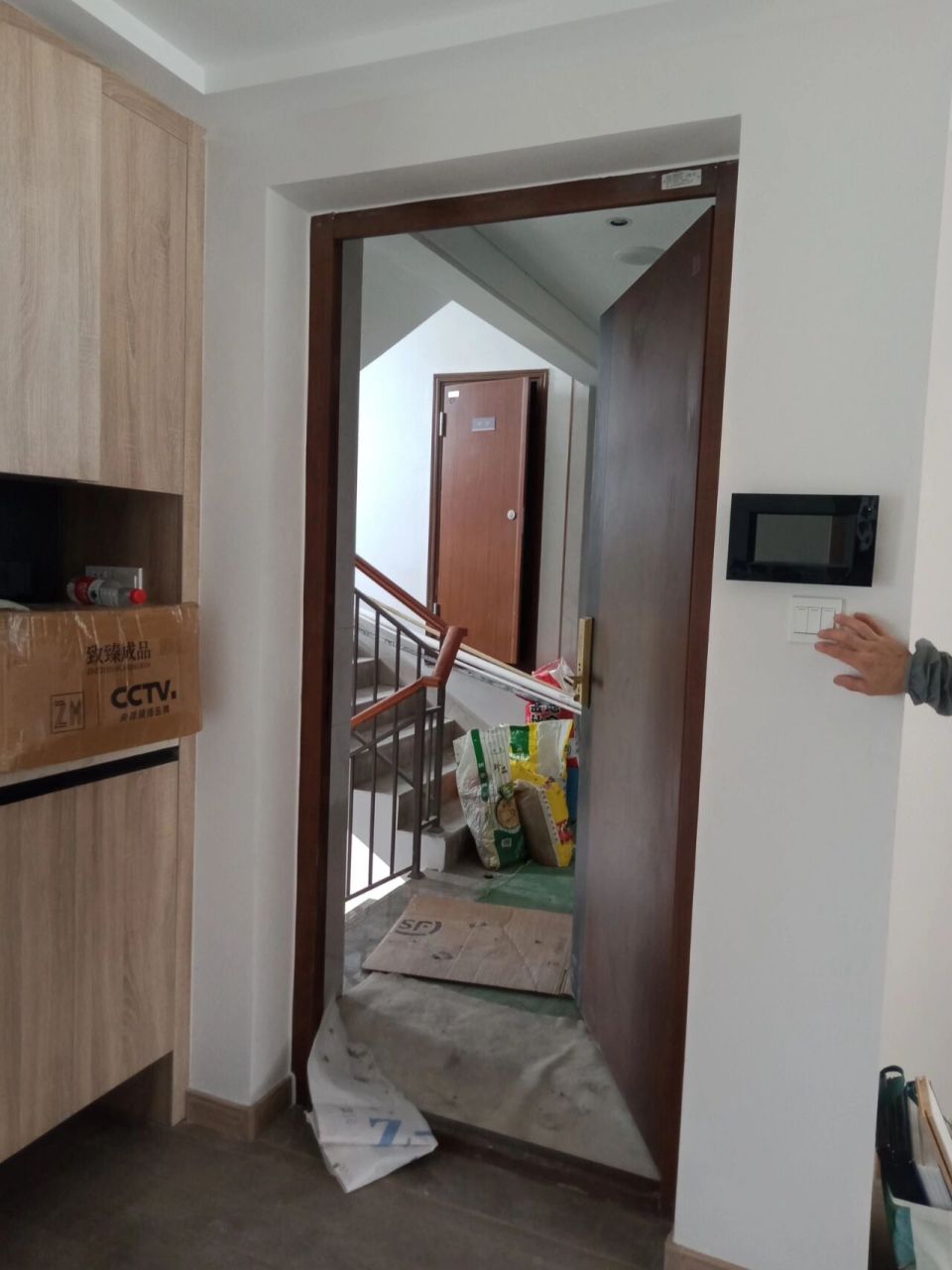 入户门套要不要装?