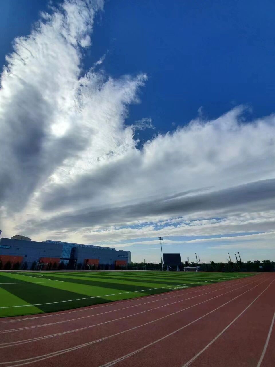 关于太原五中龙城校区有疑问的宝宝们来提问 俺是新高二的 看到就会回