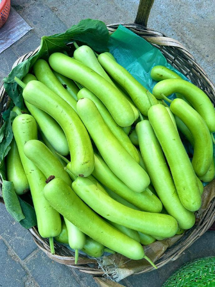 福如东海,健康为首;家有喜事,笑声满屋;友情如酒