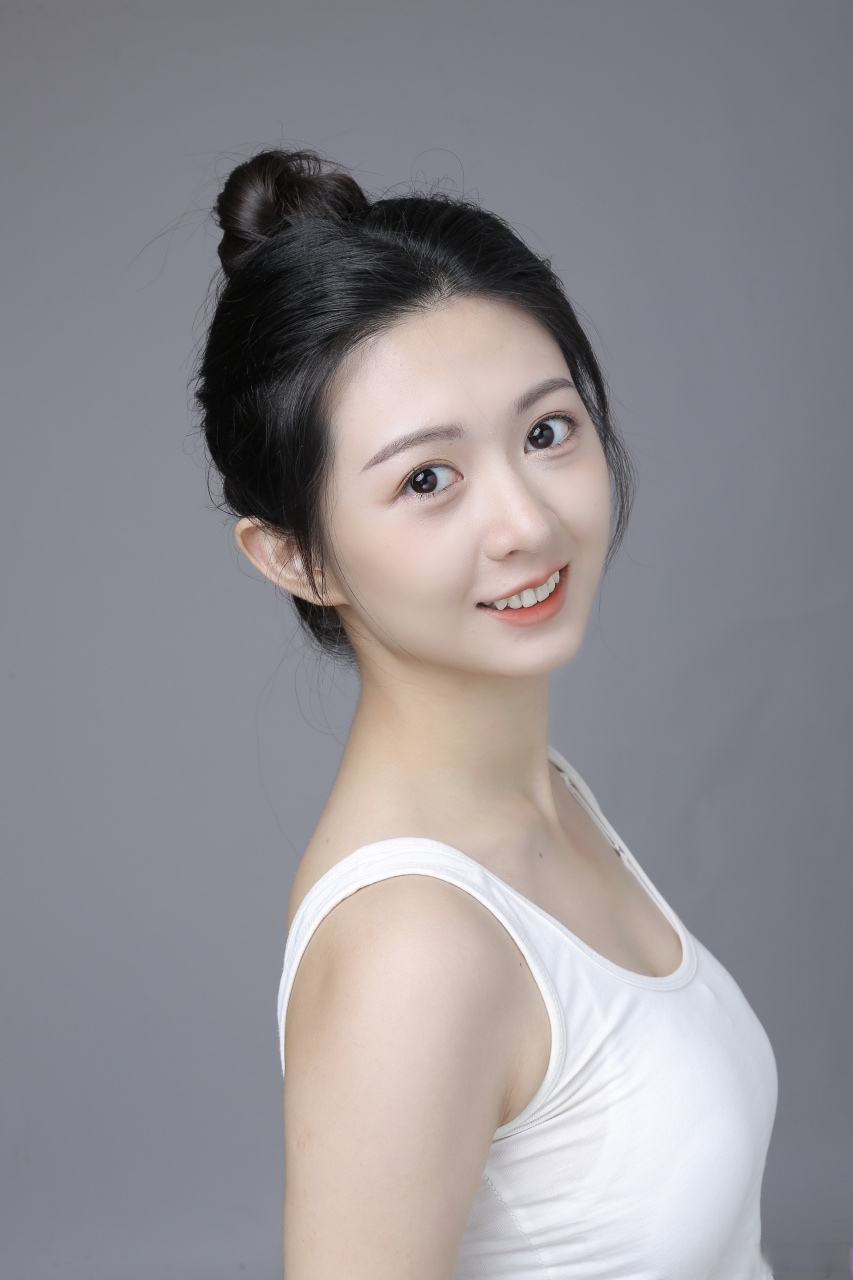 于杨梓# 新的照片