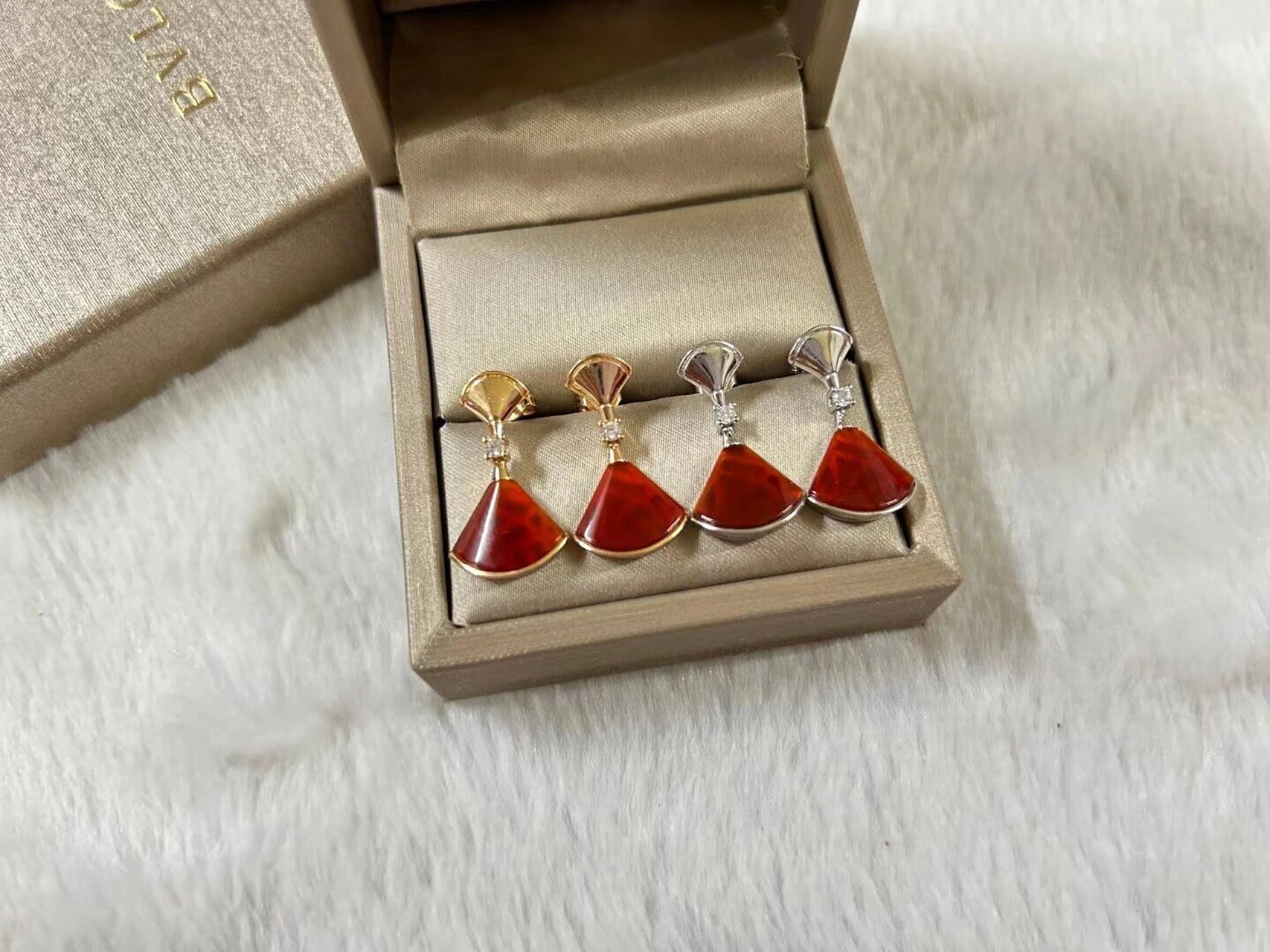 宝格丽bvlgari耳钉 宝格丽bvlgari双层裙子耳钉