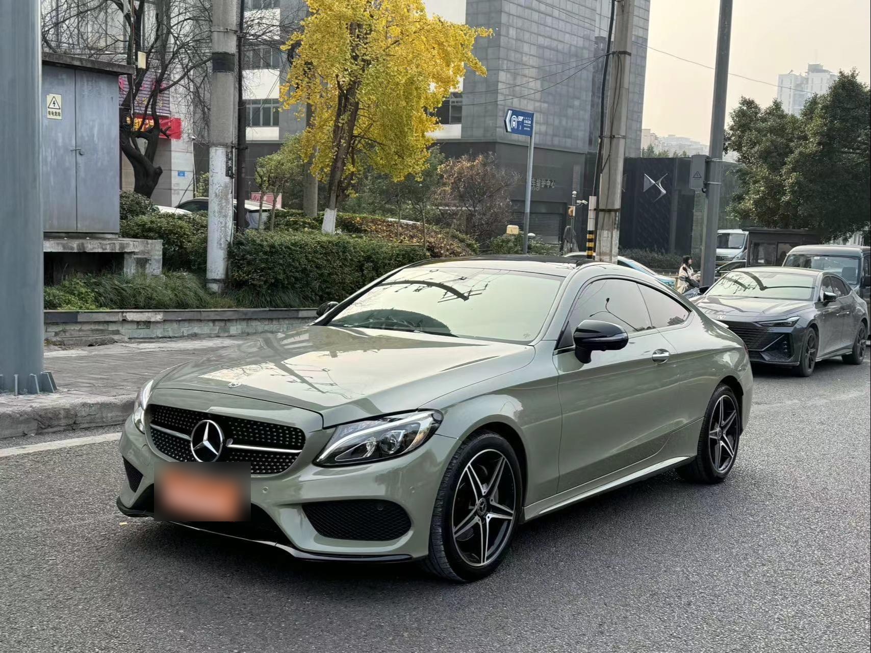 0t发动机,原车白色贴抹茶绿车衣,车况精品无事故带检测报告,安全行驶6