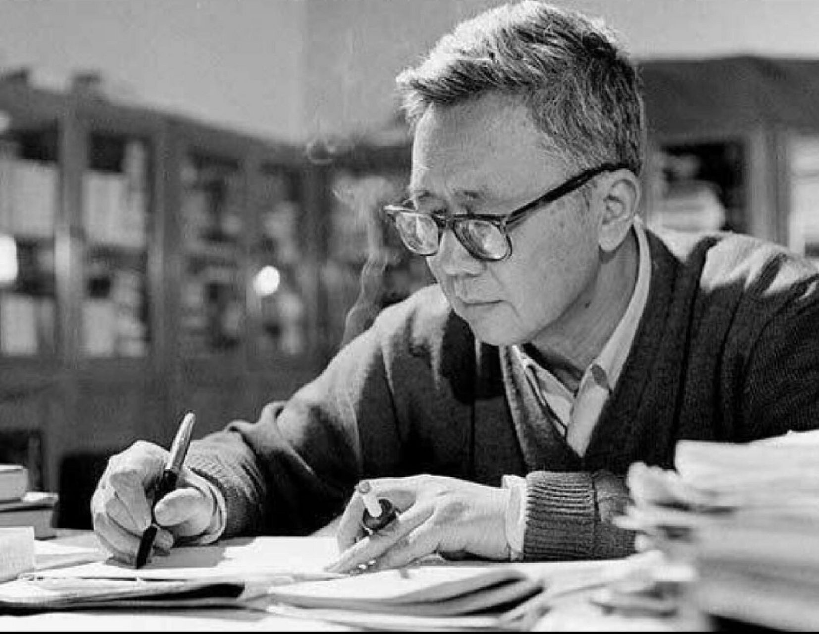 中国数学之父,人民的数学家华罗庚.