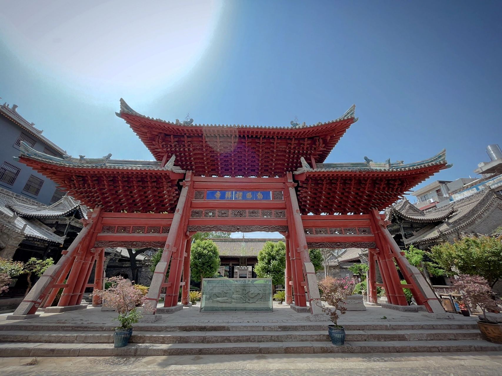 西安回民街里的一座清真寺院,值得来看看 化觉巷清真大寺,坐落于西安
