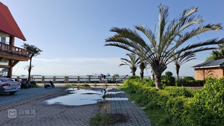 广西北海外沙海鲜岛,感受夏末北海蔚蓝海景