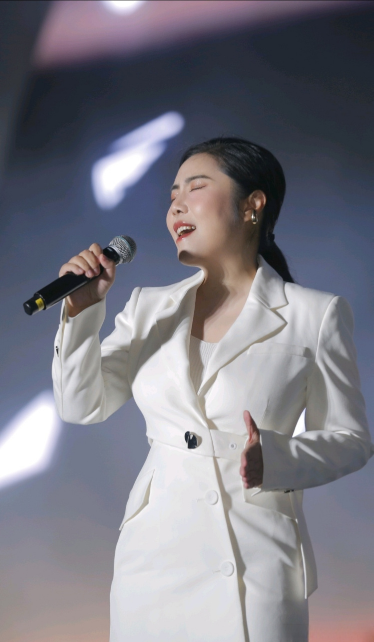 纪丹迪amelia#很快我的音乐作品又要出来了