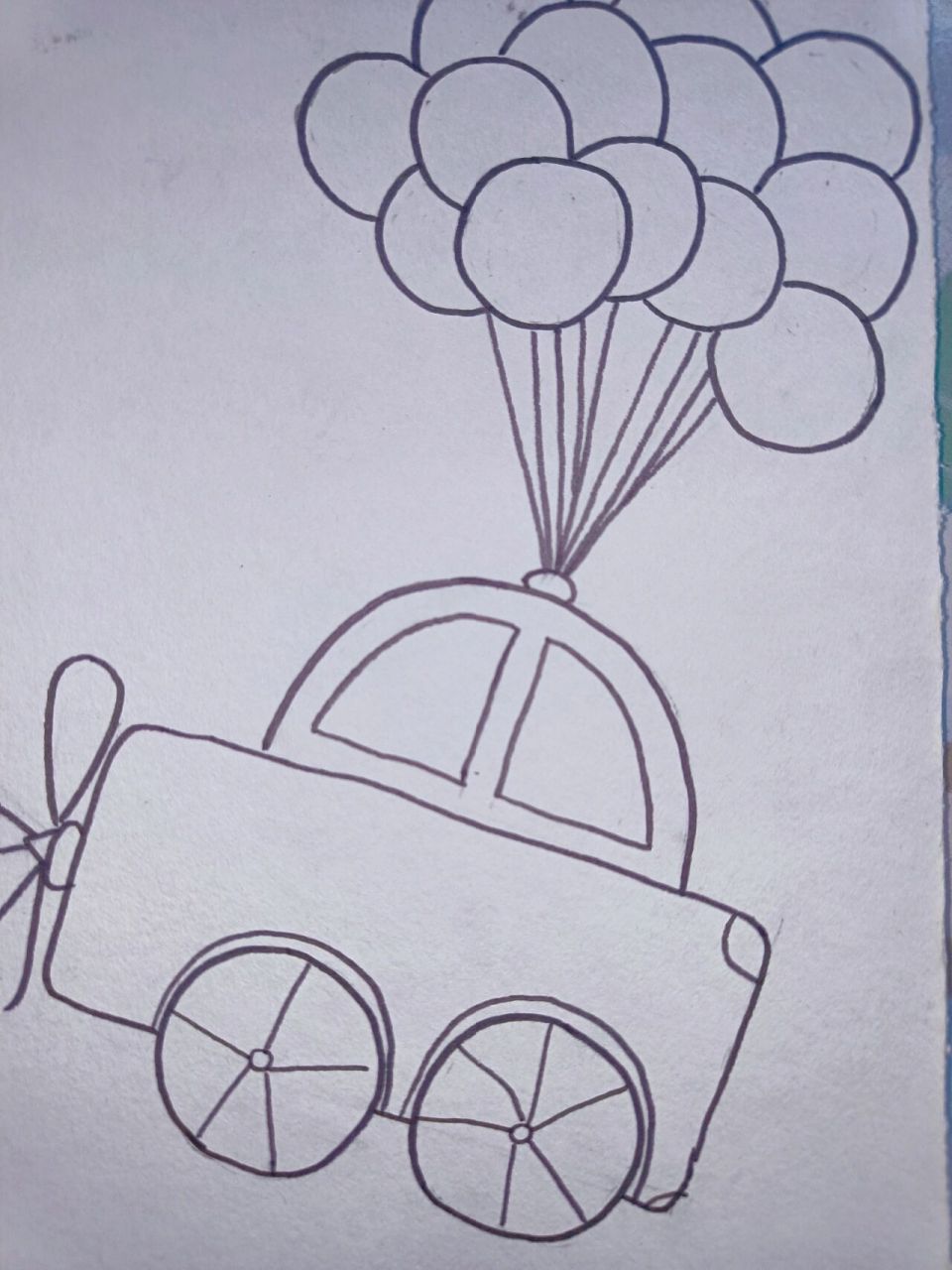 想象力让小汽车绑上无数气球起飞吧,学习用几何图形绘画汽车的外形,让