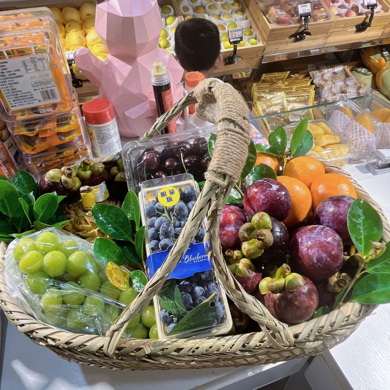 水果店61分享一个千元果篮04 果篮清单08 进口车厘子90 大象