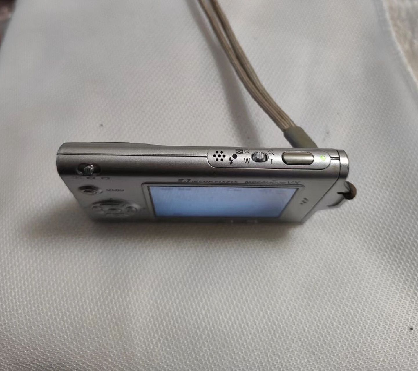 索尼t7超薄卡片机 型号超级超级97 索尼t7超薄卡片相机91 99开