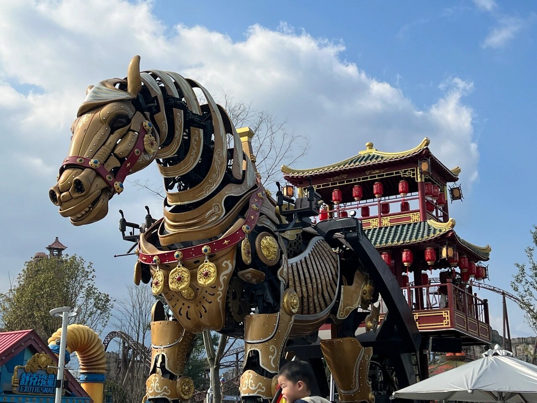 成都融创玩后感 16615总体介绍 成都融创是雪世界,水世界,乐园