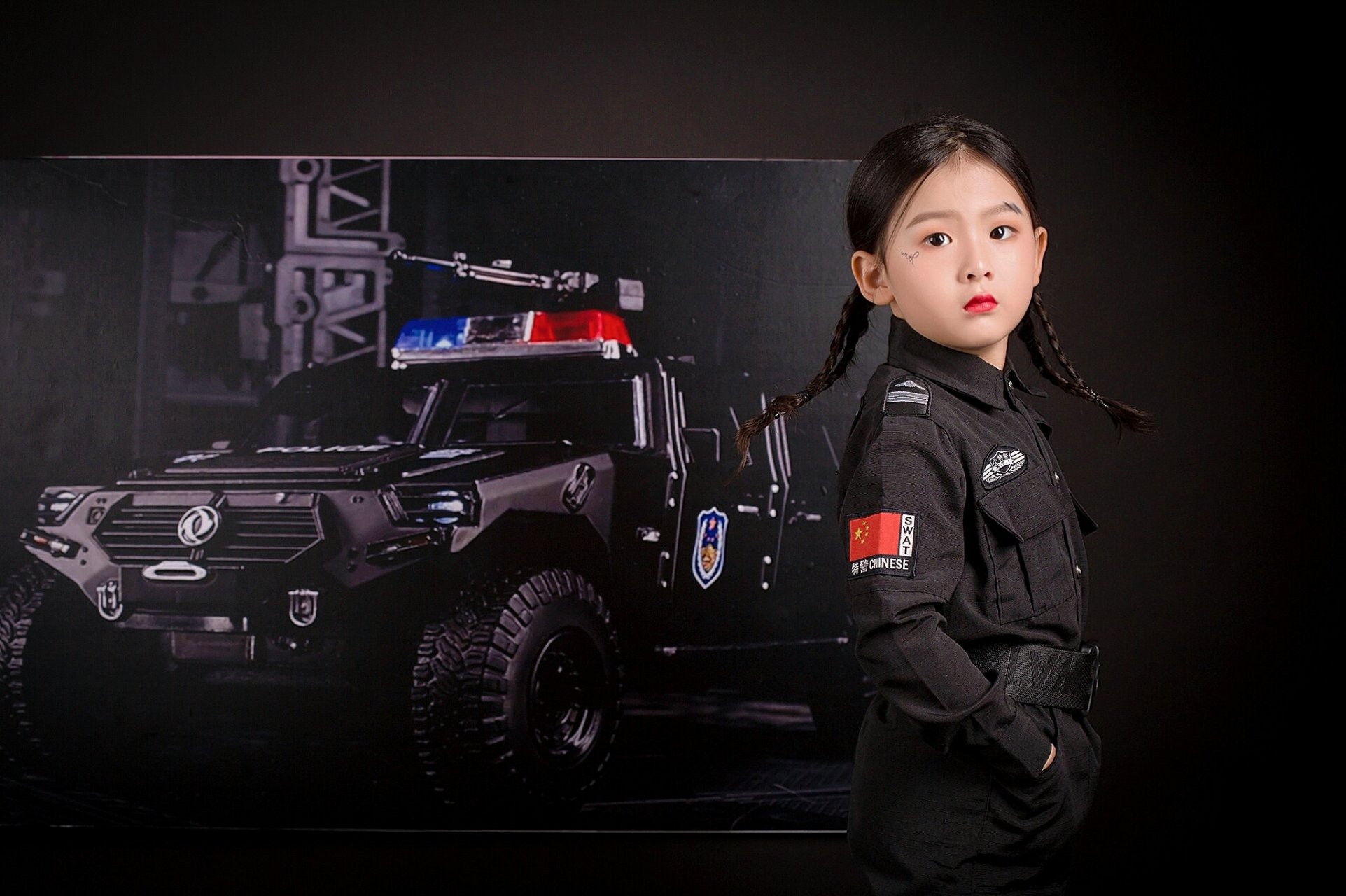 英姿飒爽的女警,不一样的影楼写真 特约模特第二弹,女警系列来袭上次