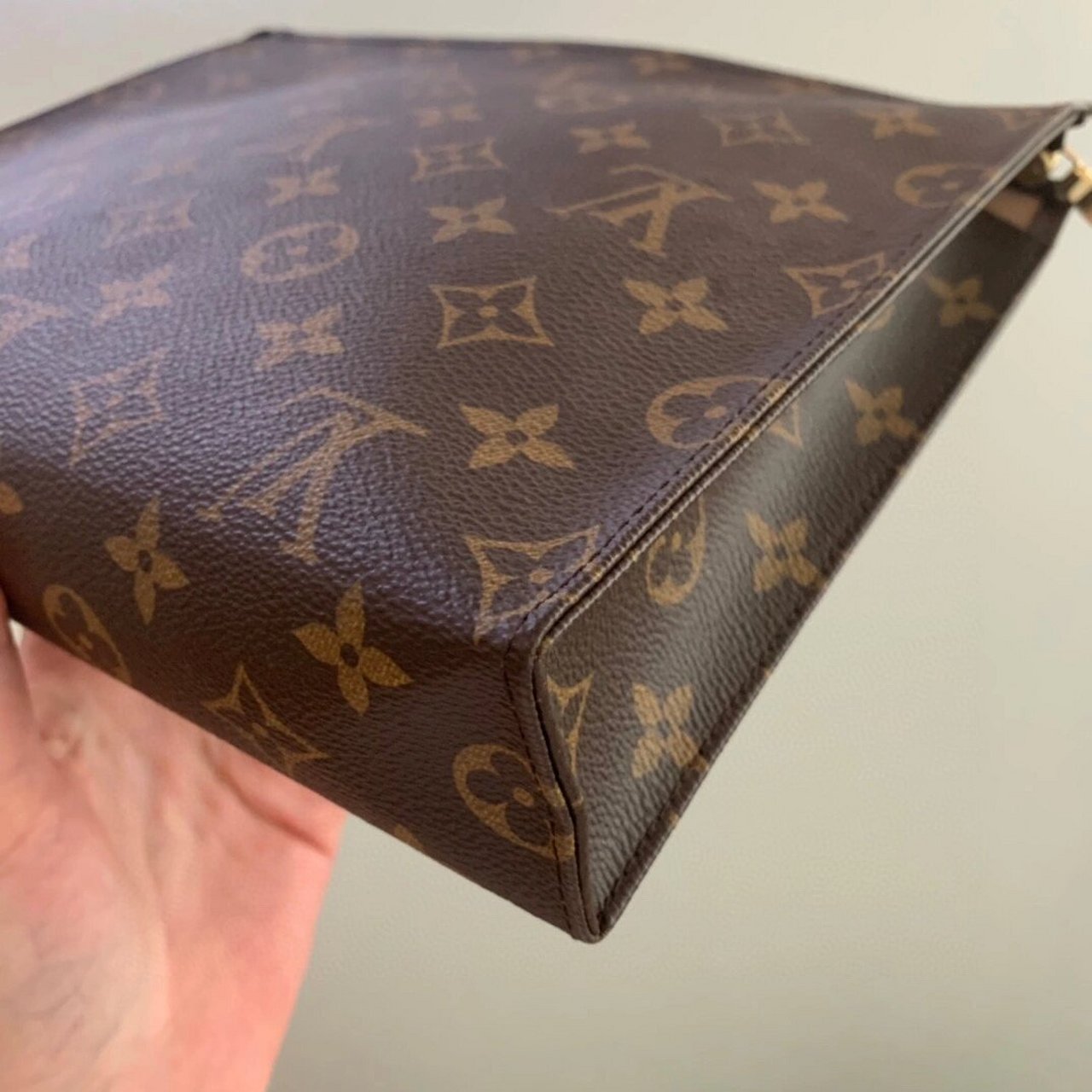 lv|26老花洗漱包 性价比超高 lv 路易威登 老花洗漱包 26尺寸 99宝