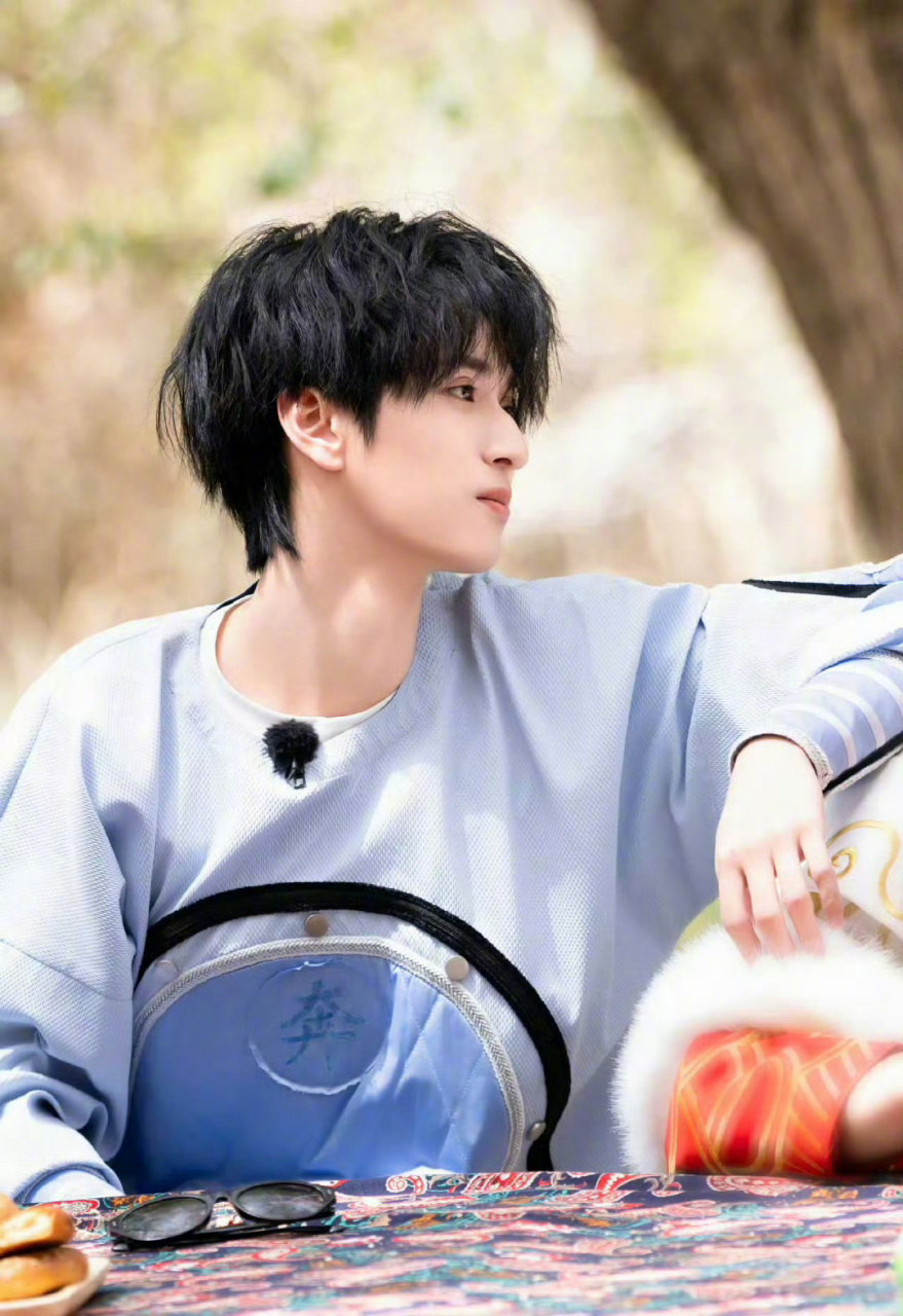 咪咕星鲜事##严浩翔狼尾头#  狼尾头的时代少年团-严浩翔 有点褂谮