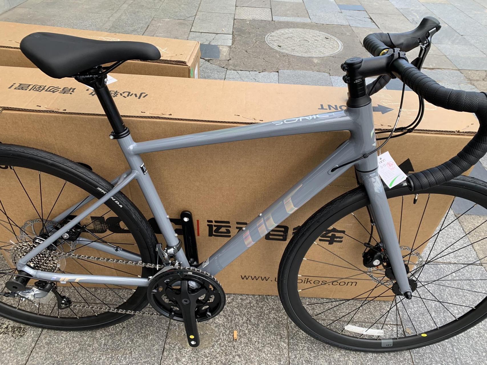 ucc2025款入门版公路车索尼克