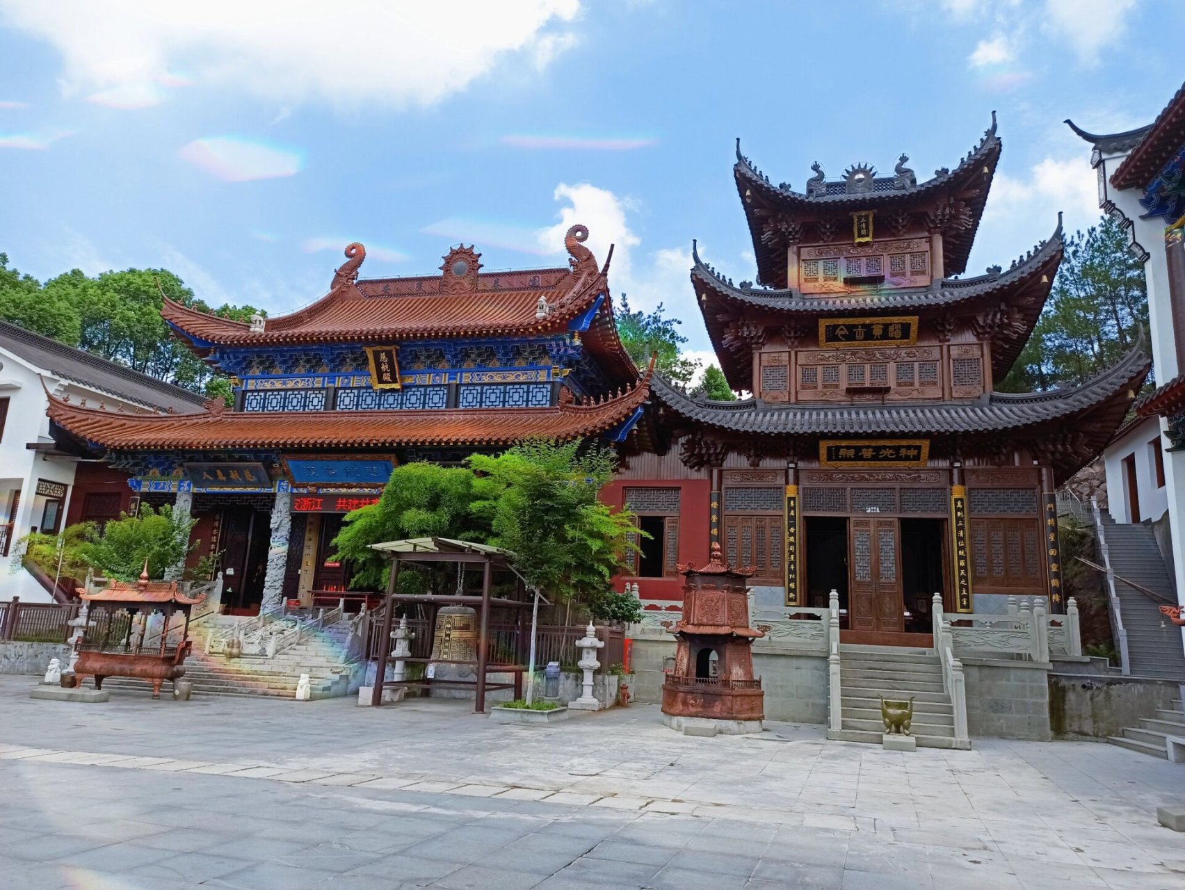 1985年后,老道长郑鼎春等纷纷回山,在陈