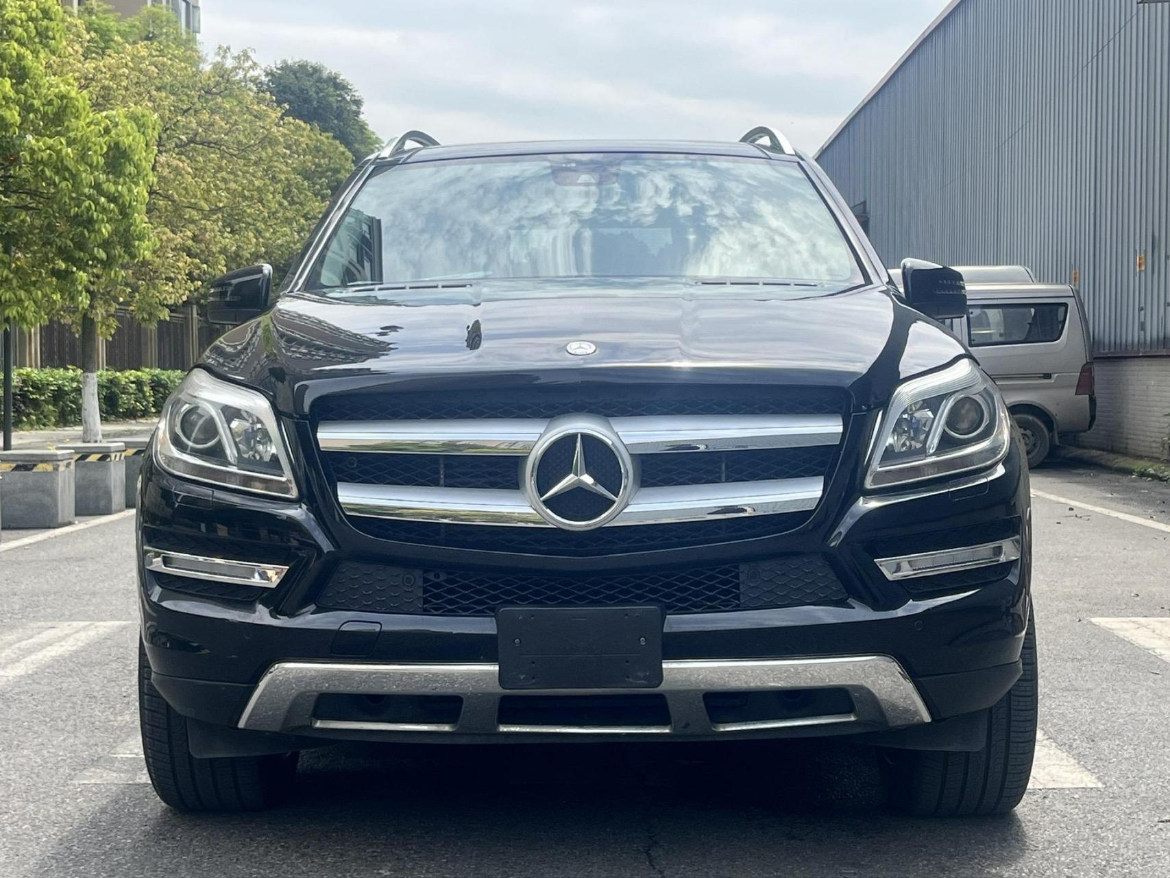 最新到店16年奔驰gl350柴油版 全款25.88米