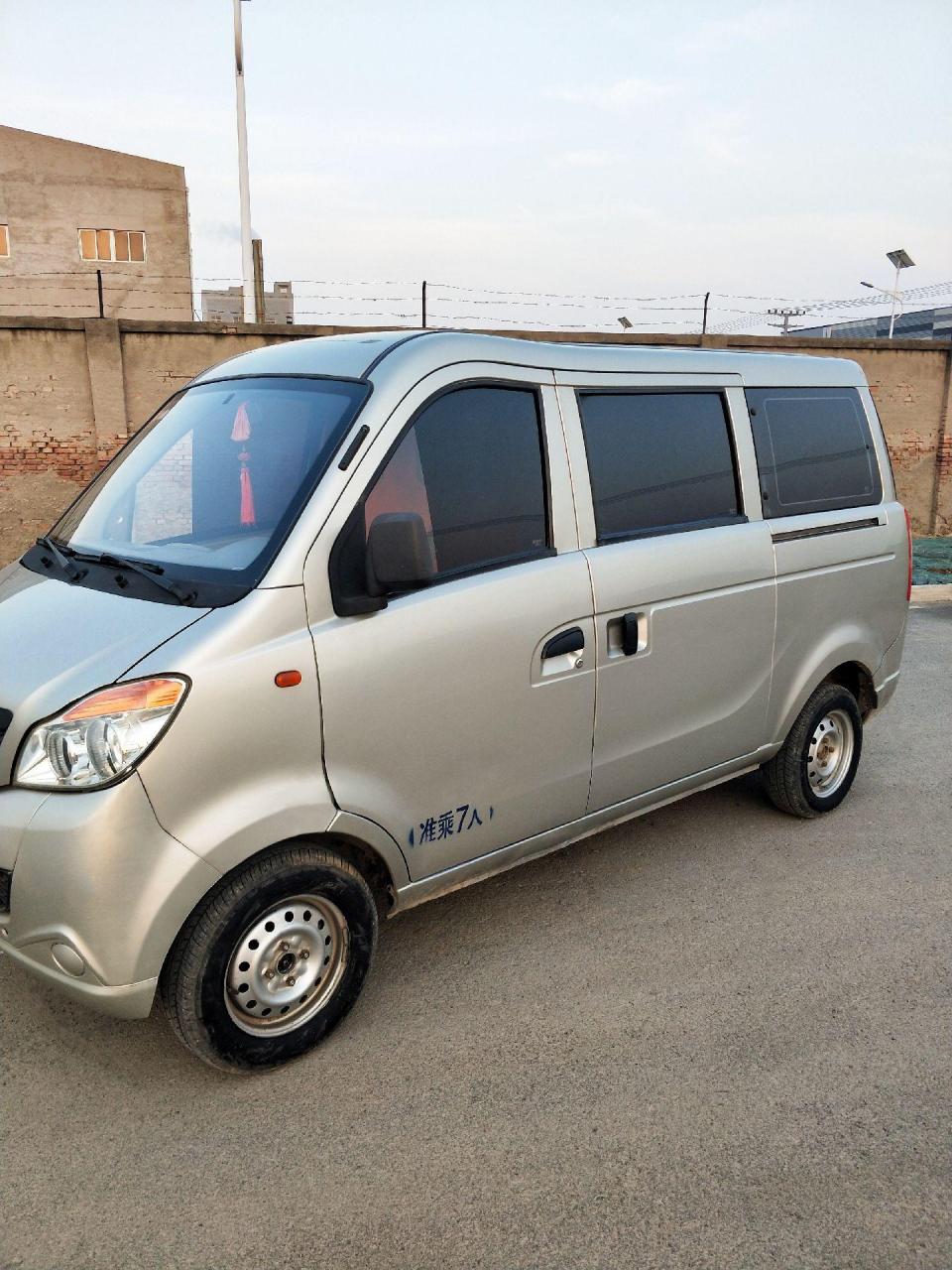 4s店置换车源2010年11月上牌海马福仕达商务面包车,极品车况!