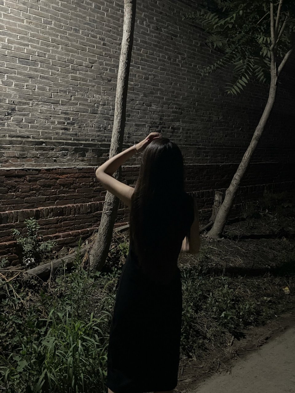 夜晚背影 我jiao着很不错