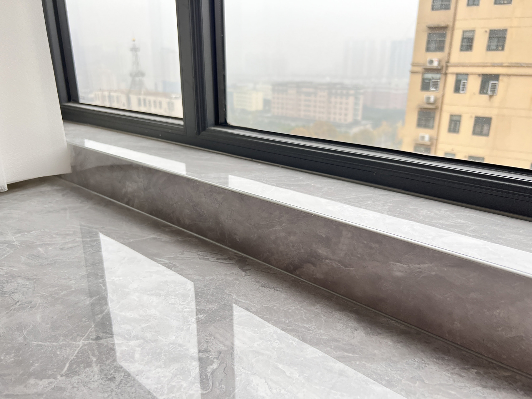 窗台石用瓷砖,超美!