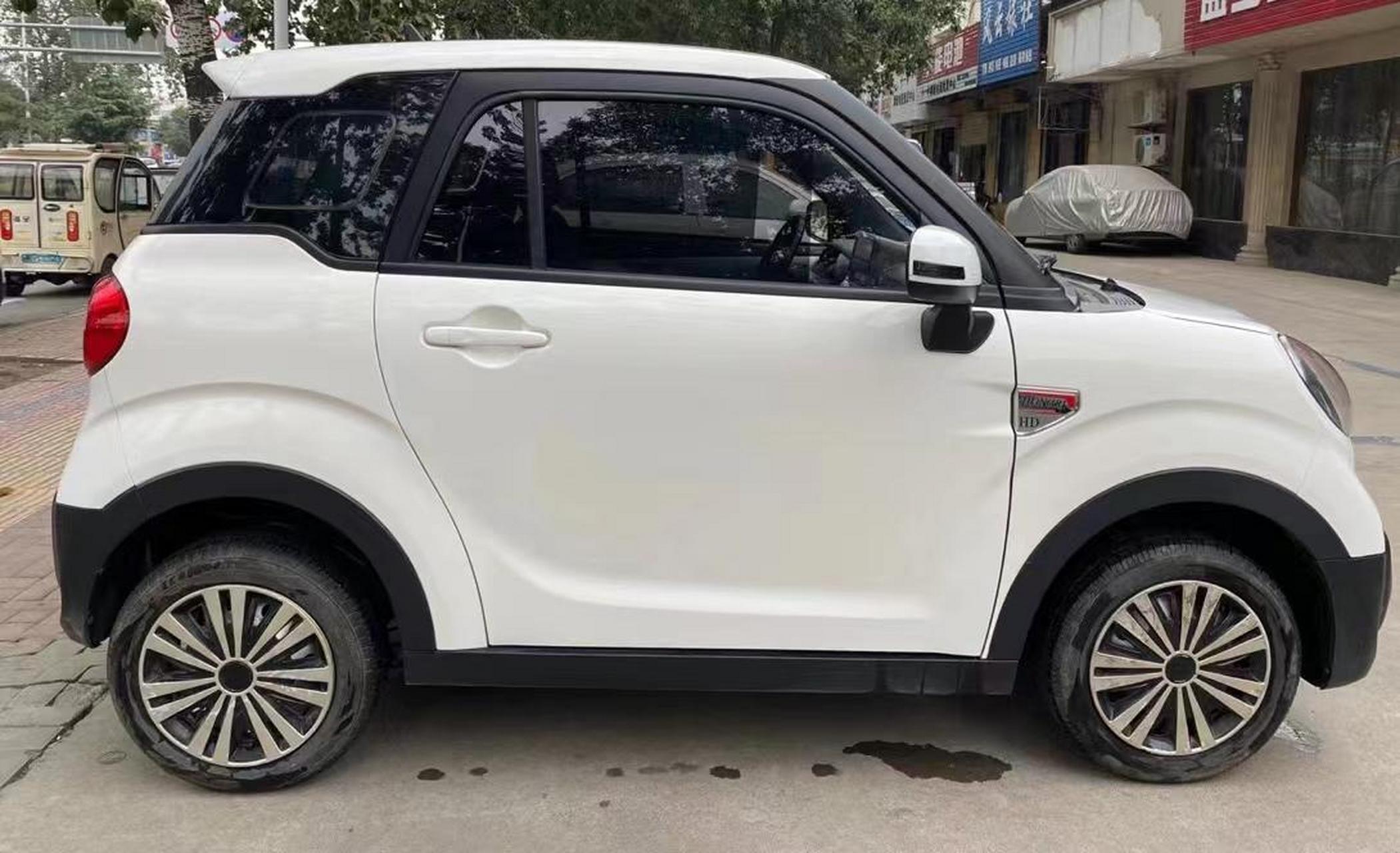 20年7月出厂鸿日鸿豆,4500公里,实测续航100公里,高配车型,带冷暖空调