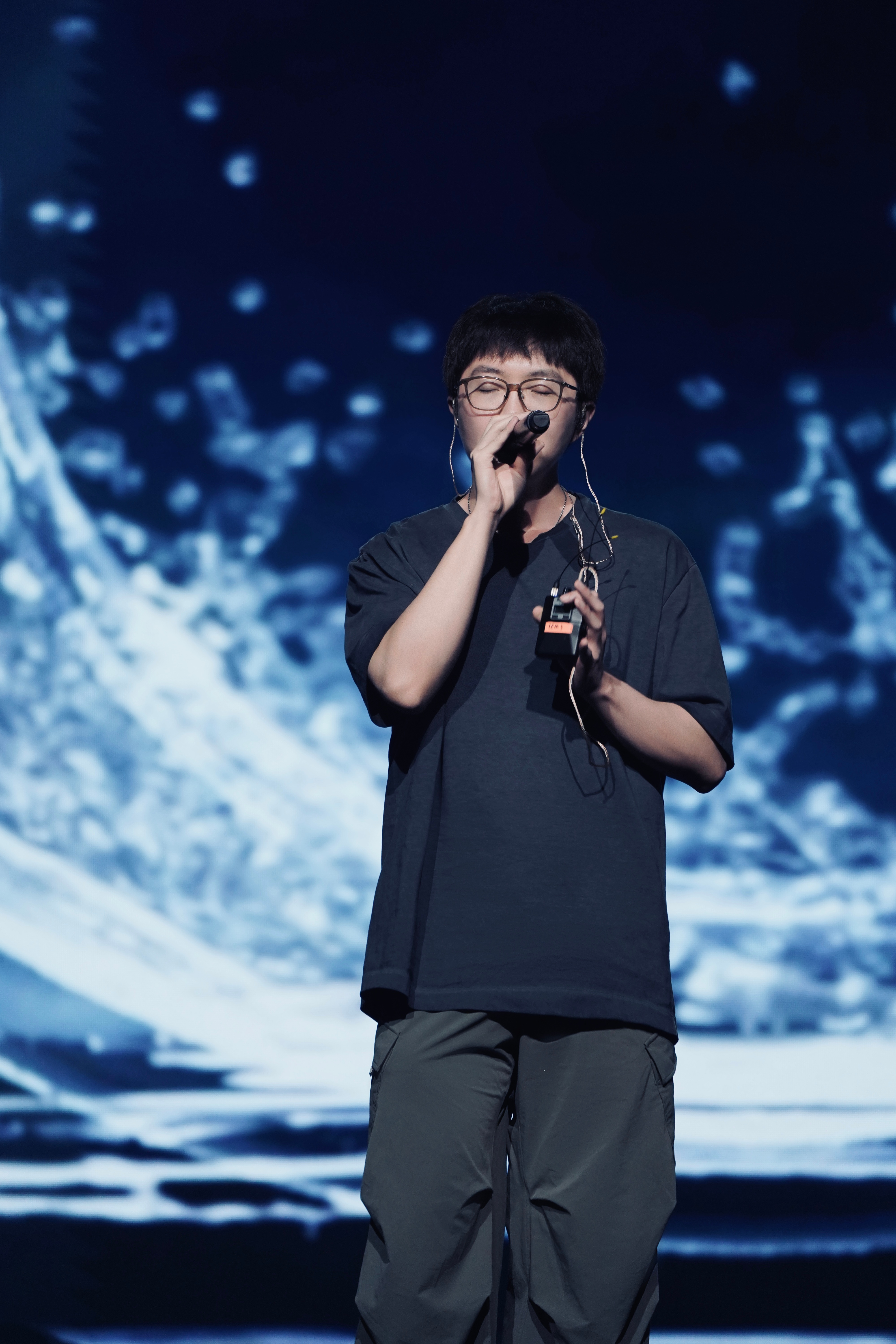 今晚19:00,和毛不易共赴第31届#东方风云榜#音乐盛典