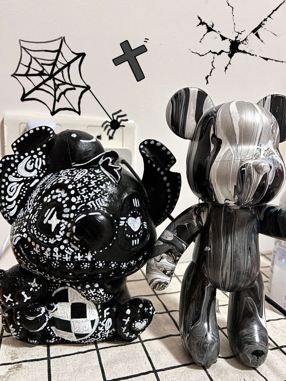 突发奇想做暗黑风,做的真的不要太酷涂完底色黑色