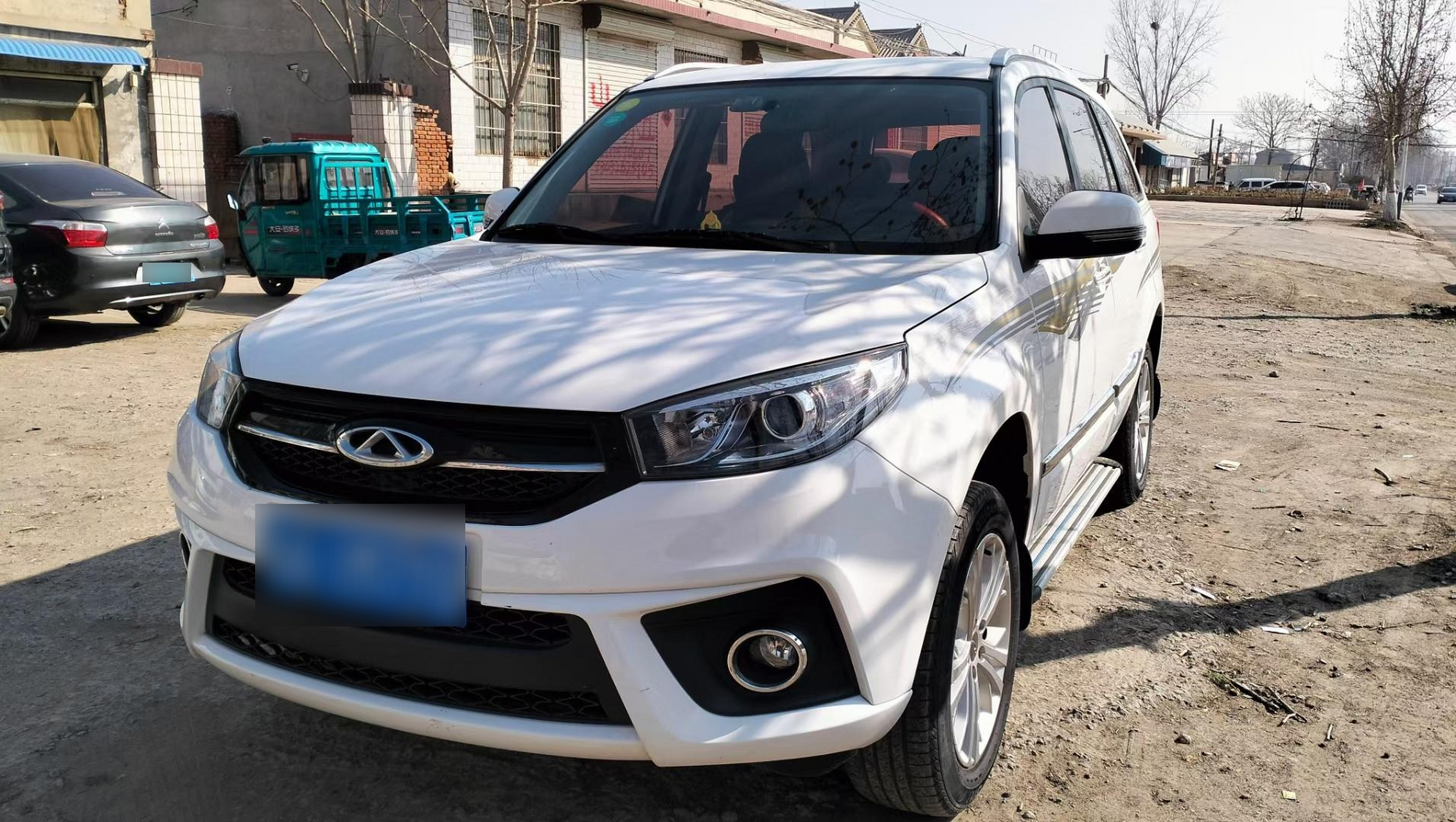 17年奇瑞瑞虎3手动挡车出售车况好两万多公里价格不高2.7万元