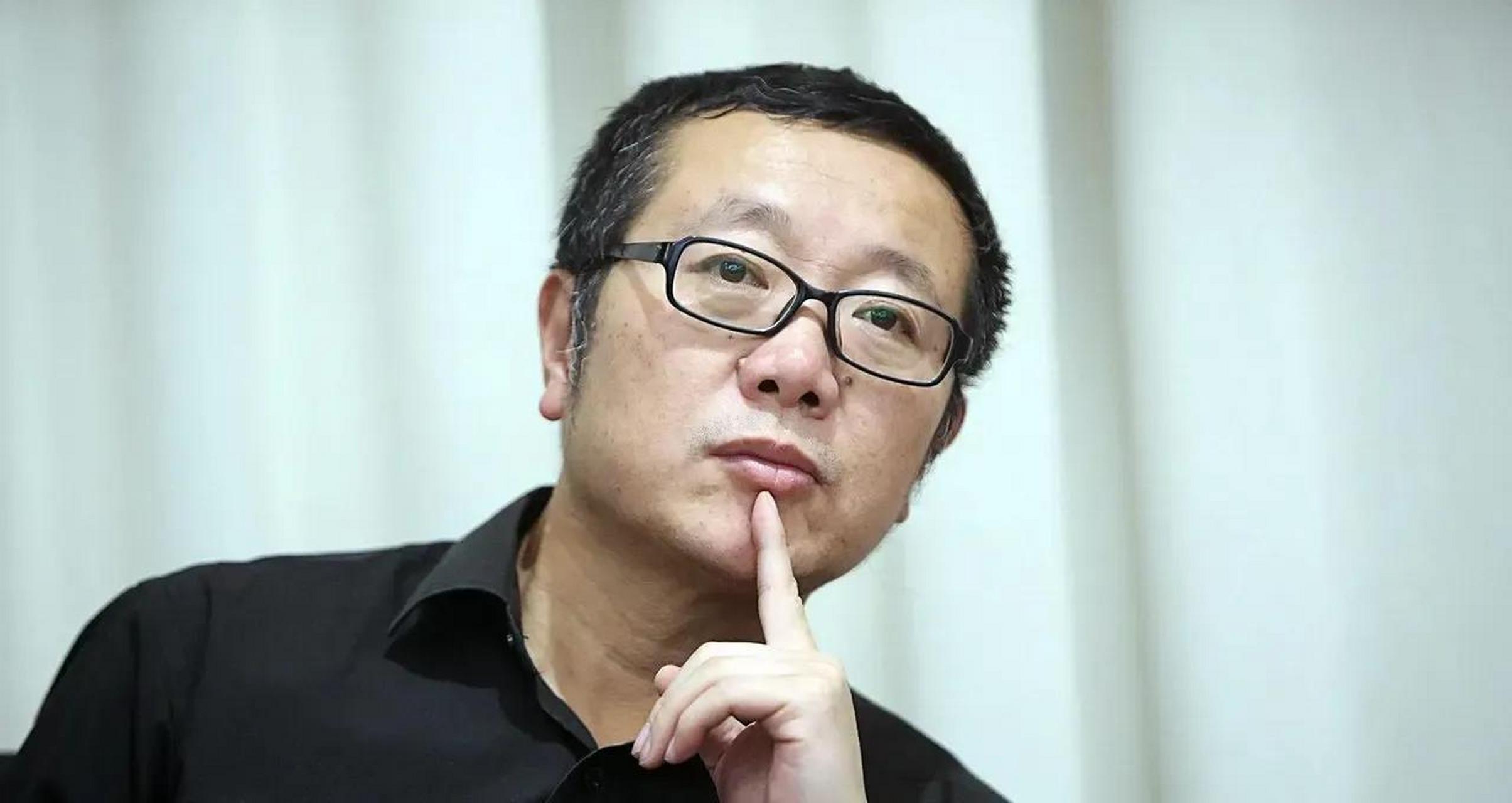 结果被清华大学教授吴国盛怒批:"这种书能受到如此多的追捧,实在是令