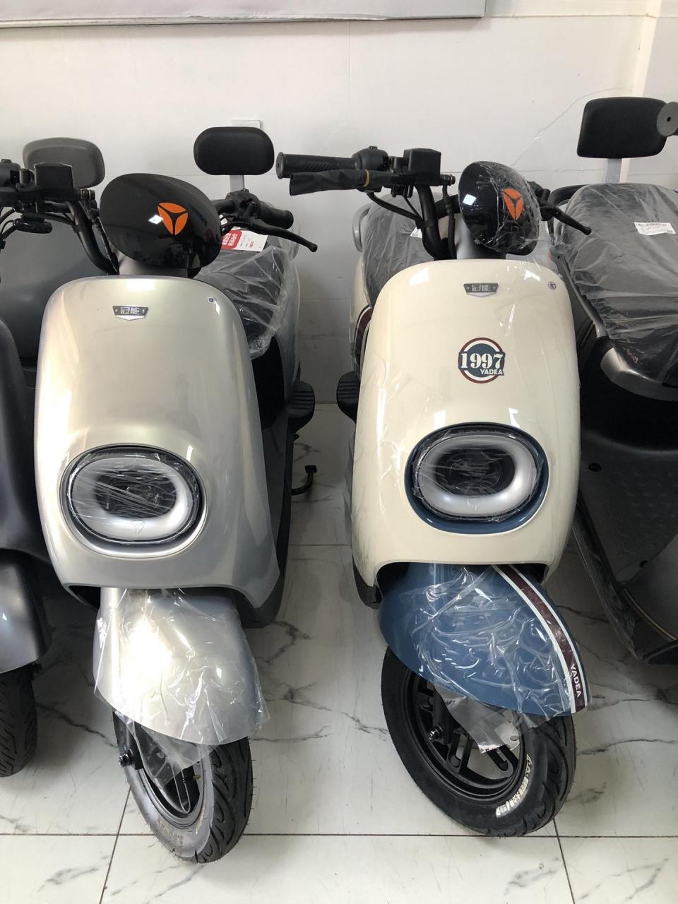雅迪冠能欧米新国标电动车.