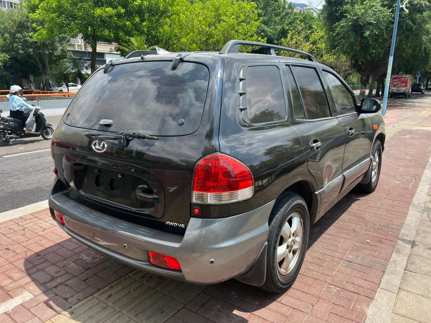 2010年8月华泰圣达菲,2.