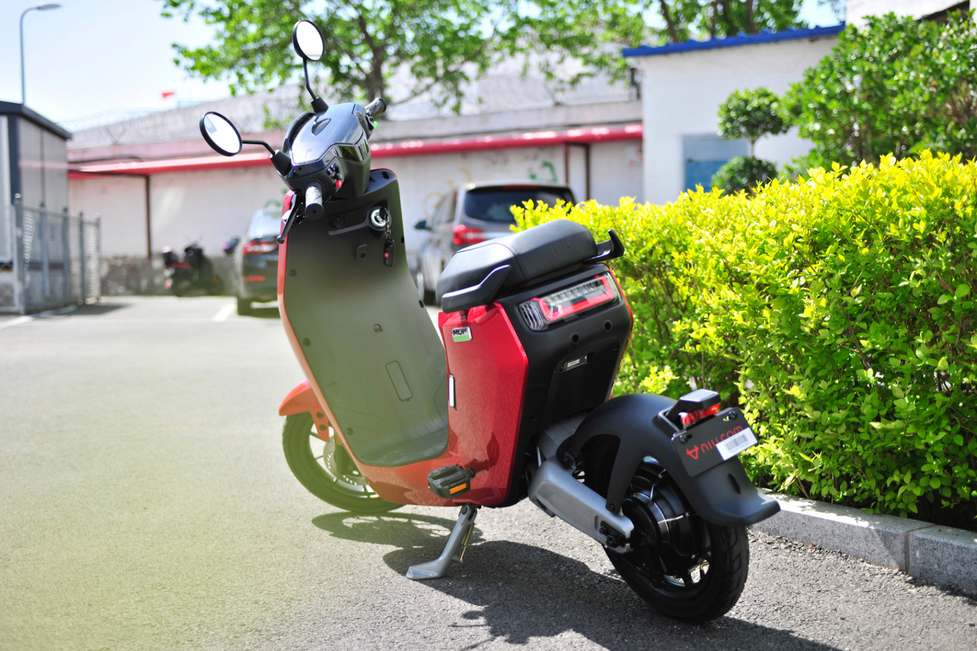 新国标旗舰小牛mqi2的极致设计与全新体验 新国标对于电动车的重量有