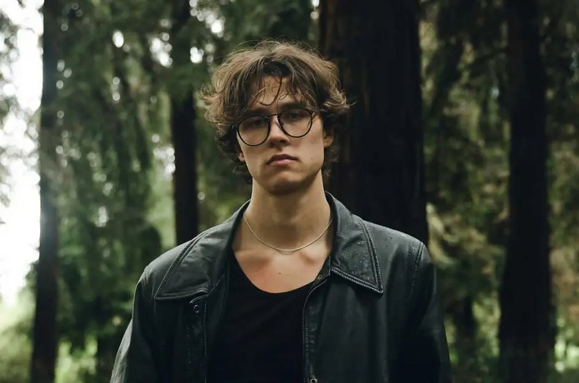 6月23日,据billboard报道,音乐人david kushner已与wme签约,将继续由